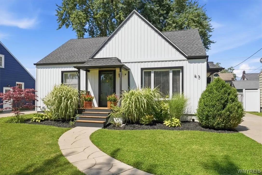 45 Hampton Parkway, Tonawanda, New York 14217, Tonawanda, New York 14217, 3 Bedroom Bedrooms, 5 Room Rooms,2 BathroomBathrooms,Residential,Closed,45 Hampton Parkway, Tonawanda, New York 14217,0,B1704016