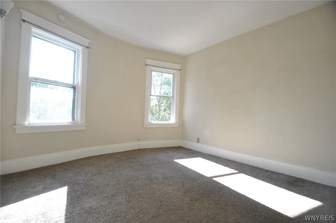 9 Wellington Road, Buffalo, New York 14216, Buffalo, New York 14216, 3 Bedroom Bedrooms, 6 Room Rooms,1 BathroomBathrooms,Residential Lease,For Rent,9 Wellington Road, Buffalo, New York 14216,0,B1704841
