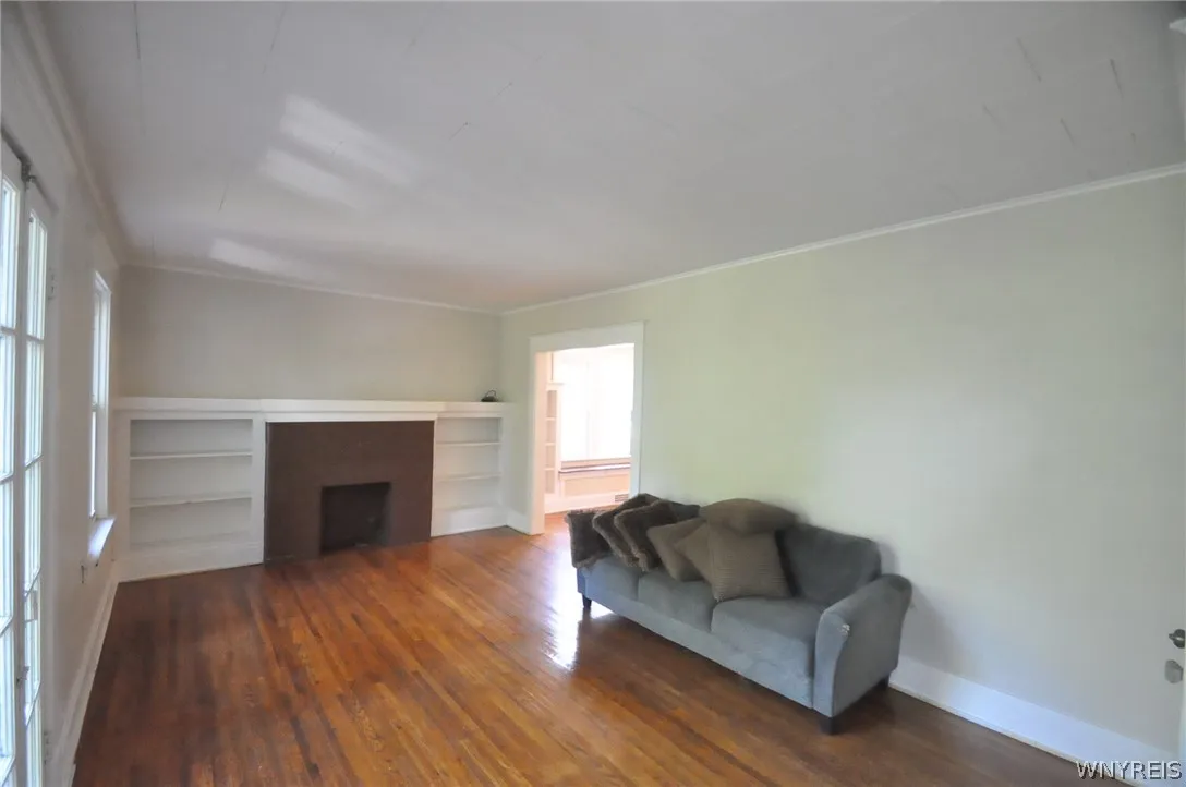 9 Wellington Road, Buffalo, New York 14216, Buffalo, New York 14216, 3 Bedroom Bedrooms, 6 Room Rooms,1 BathroomBathrooms,Residential Lease,For Rent,9 Wellington Road, Buffalo, New York 14216,0,B1704841