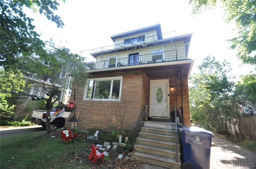 9 Wellington Road, Buffalo, New York 14216, Buffalo, New York 14216, 3 Bedroom Bedrooms, 6 Room Rooms,1 BathroomBathrooms,Residential Lease,For Rent,9 Wellington Road, Buffalo, New York 14216,0,B1704841