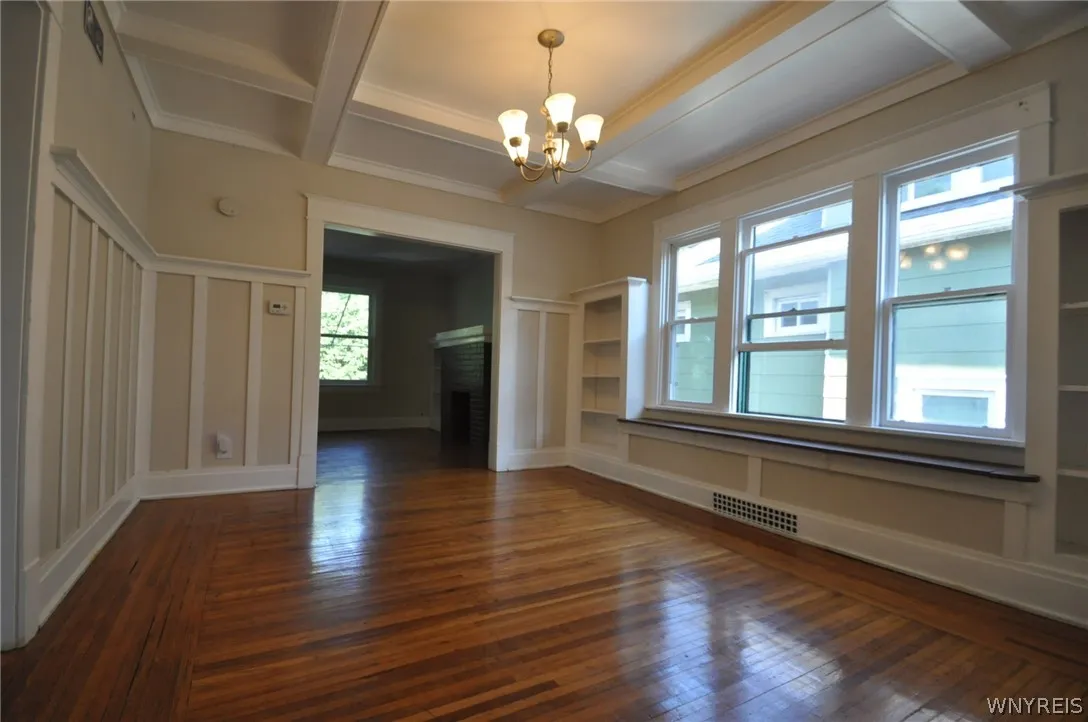 9 Wellington Road, Buffalo, New York 14216, Buffalo, New York 14216, 3 Bedroom Bedrooms, 6 Room Rooms,1 BathroomBathrooms,Residential Lease,For Rent,9 Wellington Road, Buffalo, New York 14216,0,B1704841