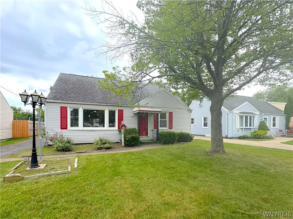 235 Harrison Avenue, Tonawanda, New York 14223, Tonawanda, New York 14223, 4 Bedroom Bedrooms, 8 Room Rooms,1 BathroomBathrooms,Residential,For Sale,235 Harrison Avenue, Tonawanda, New York 14223,0,B1704888