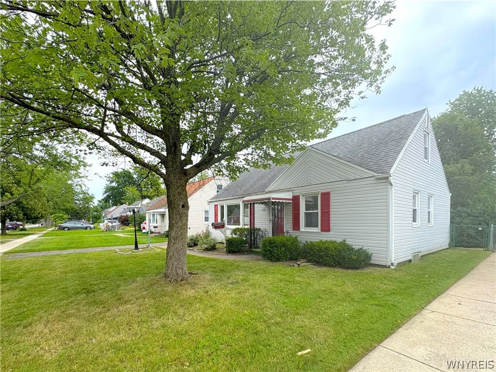 235 Harrison Avenue, Tonawanda, New York 14223, Tonawanda, New York 14223, 4 Bedroom Bedrooms, 8 Room Rooms,1 BathroomBathrooms,Residential,For Sale,235 Harrison Avenue, Tonawanda, New York 14223,0,B1704888