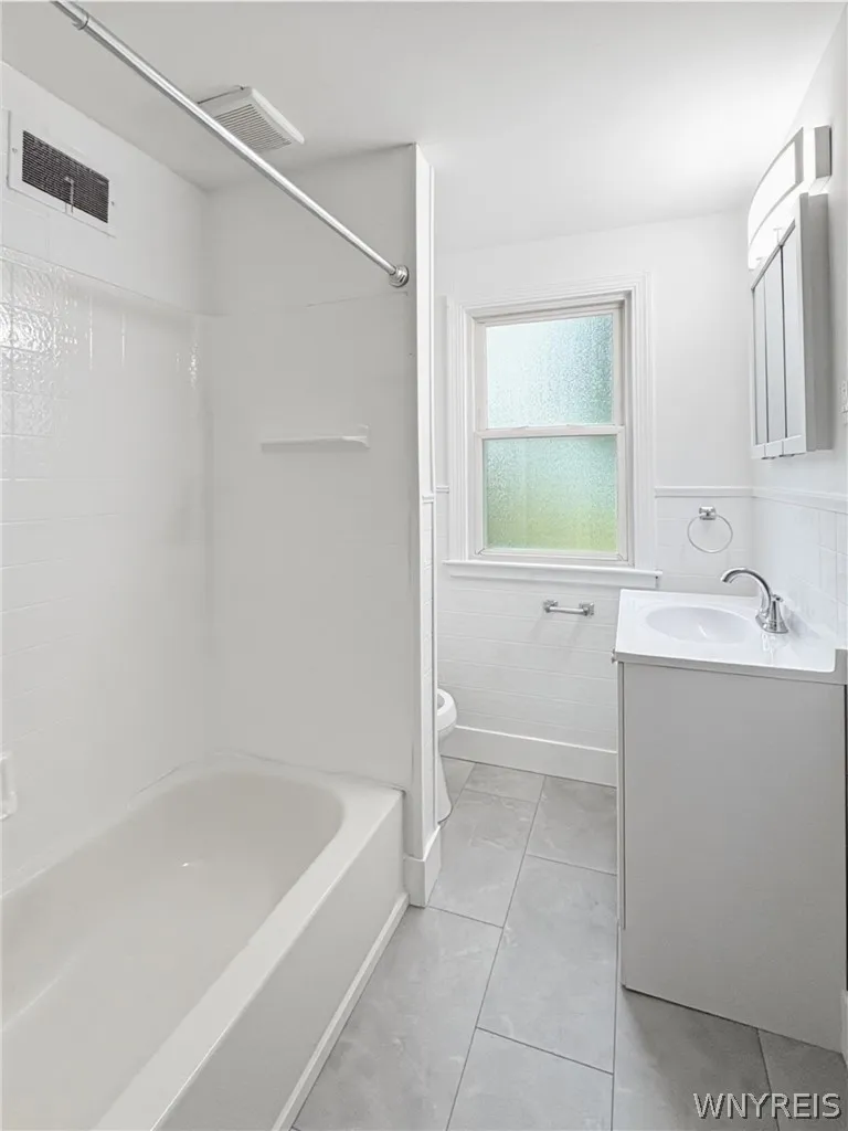 235 Harrison Avenue, Tonawanda, New York 14223, Tonawanda, New York 14223, 4 Bedroom Bedrooms, 8 Room Rooms,1 BathroomBathrooms,Residential,For Sale,235 Harrison Avenue, Tonawanda, New York 14223,0,B1704888