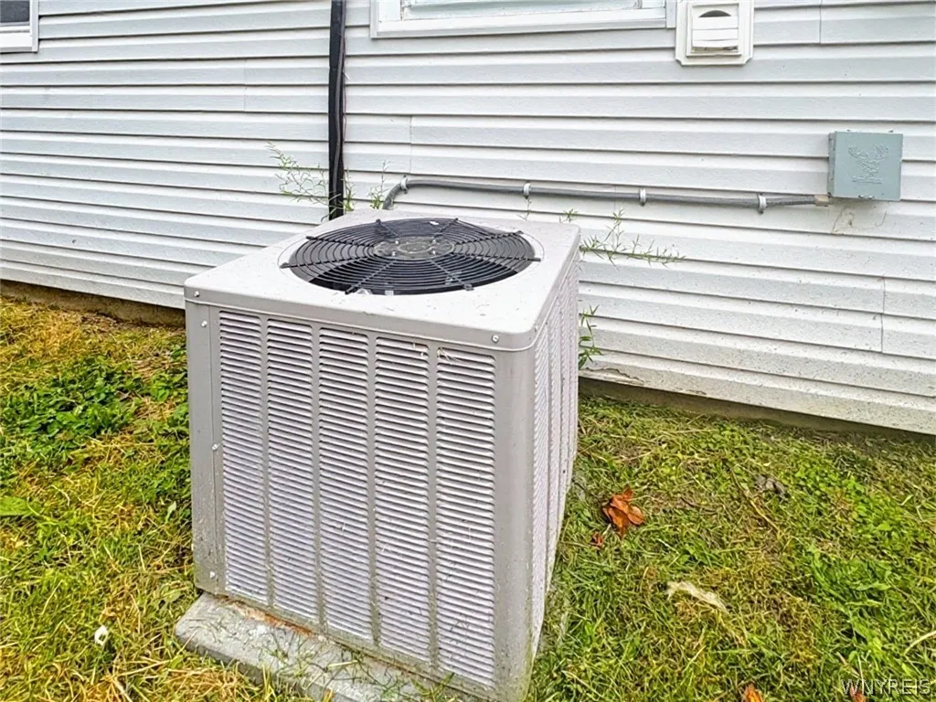 235 Harrison Avenue, Tonawanda, New York 14223, Tonawanda, New York 14223, 4 Bedroom Bedrooms, 8 Room Rooms,1 BathroomBathrooms,Residential,For Sale,235 Harrison Avenue, Tonawanda, New York 14223,0,B1704888