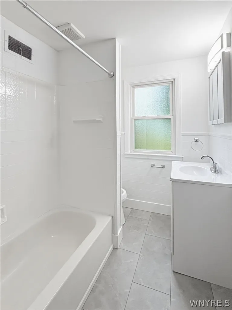 235 Harrison Avenue, Tonawanda, New York 14223, Tonawanda, New York 14223, 4 Bedroom Bedrooms, 8 Room Rooms,1 BathroomBathrooms,Residential,For Sale,235 Harrison Avenue, Tonawanda, New York 14223,0,B1704888