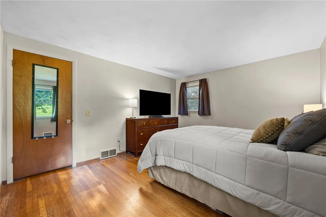 215 State Route 88 S, Arcadia, New York 14513, Arcadia, New York 14513, 4 Bedroom Bedrooms, 10 Room Rooms,1 BathroomBathrooms,Residential,For Sale,215 State Route 88 S, Arcadia, New York 14513,0,R1704661