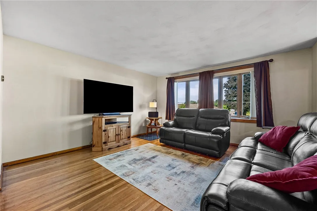 215 State Route 88 S, Arcadia, New York 14513, Arcadia, New York 14513, 4 Bedroom Bedrooms, 10 Room Rooms,1 BathroomBathrooms,Residential,For Sale,215 State Route 88 S, Arcadia, New York 14513,0,R1704661
