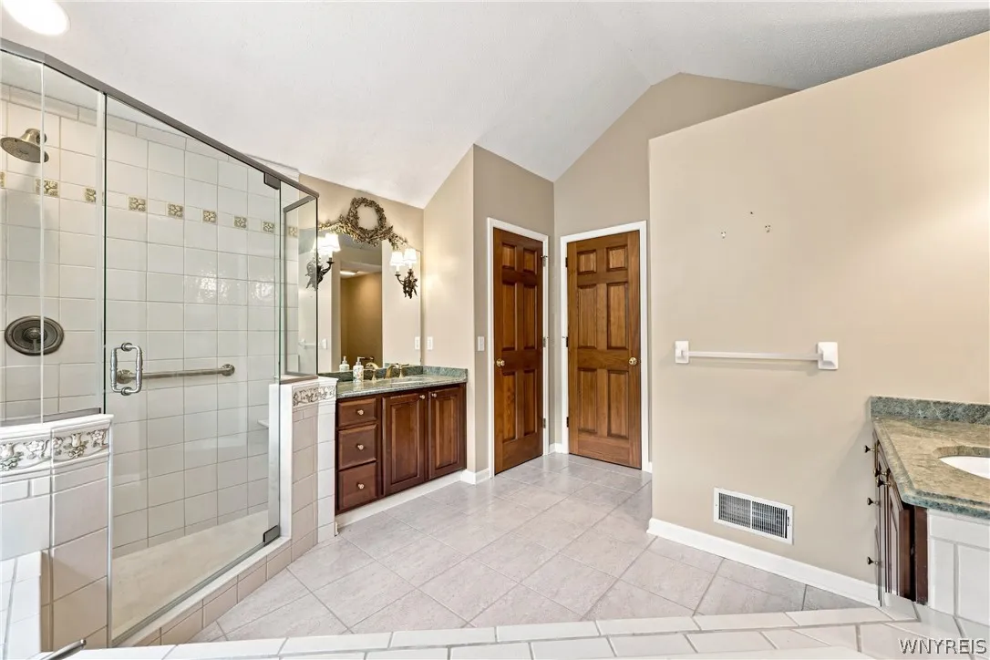 8304 Silver Fox Court, Clarence, New York 14221, Clarence, New York 14221, 4 Bedroom Bedrooms, 10 Room Rooms,2 BathroomBathrooms,Residential,For Sale,8304 Silver Fox Court, Clarence, New York 14221,0,B1704293