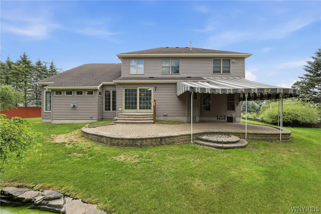 8304 Silver Fox Court, Clarence, New York 14221, Clarence, New York 14221, 4 Bedroom Bedrooms, 10 Room Rooms,2 BathroomBathrooms,Residential,For Sale,8304 Silver Fox Court, Clarence, New York 14221,0,B1704293