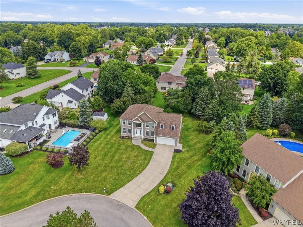 8304 Silver Fox Court, Clarence, New York 14221, Clarence, New York 14221, 4 Bedroom Bedrooms, 10 Room Rooms,2 BathroomBathrooms,Residential,For Sale,8304 Silver Fox Court, Clarence, New York 14221,0,B1704293