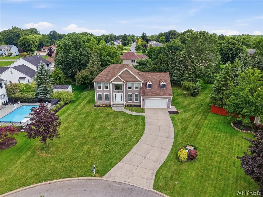 8304 Silver Fox Court, Clarence, New York 14221, Clarence, New York 14221, 4 Bedroom Bedrooms, 10 Room Rooms,2 BathroomBathrooms,Residential,For Sale,8304 Silver Fox Court, Clarence, New York 14221,0,B1704293
