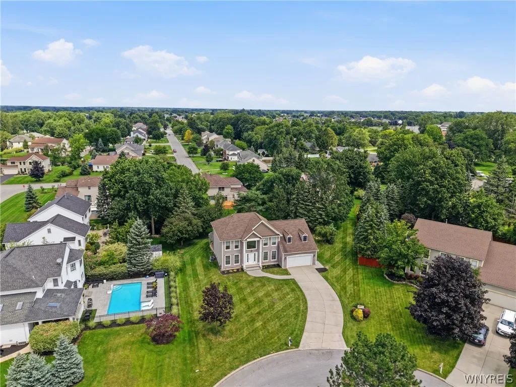 8304 Silver Fox Court, Clarence, New York 14221, Clarence, New York 14221, 4 Bedroom Bedrooms, 10 Room Rooms,2 BathroomBathrooms,Residential,For Sale,8304 Silver Fox Court, Clarence, New York 14221,0,B1704293