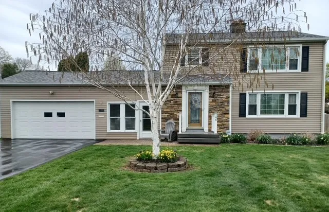 196 Orchard Park Boulevard, Irondequoit, New York, Irondequoit, New York 14609, 3 Bedroom Bedrooms, 8 Room Rooms,2 BathroomBathrooms,Residential,Closed,196 Orchard Park Boulevard, Irondequoit, New York ,0,R1704233