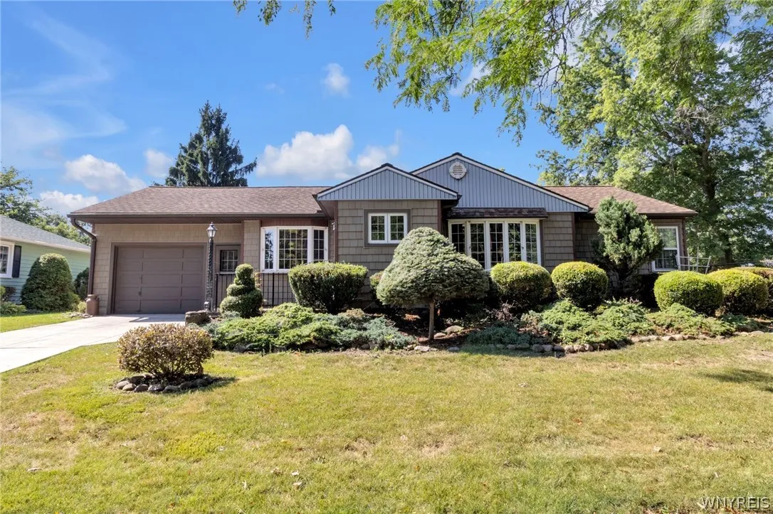 52 Ralston Avenue, Tonawanda, New York 14217, Tonawanda, New York 14217, 3 Bedroom Bedrooms, 8 Room Rooms,2 BathroomBathrooms,Residential,Closed,52 Ralston Avenue, Tonawanda, New York 14217,0,B1705046