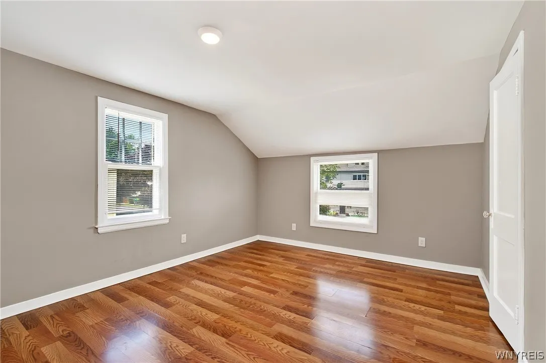 Right Apt. - Bedroom 1
