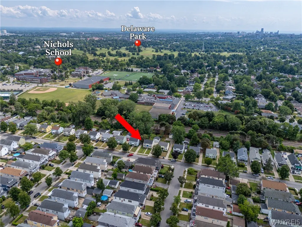 498 Linden Avenue, Buffalo, New York 14216, Buffalo, New York 14216, 4 Bedroom Bedrooms, ,2 BathroomBathrooms,Residential,For Sale,498 Linden Avenue, Buffalo, New York 14216,0,B1703224