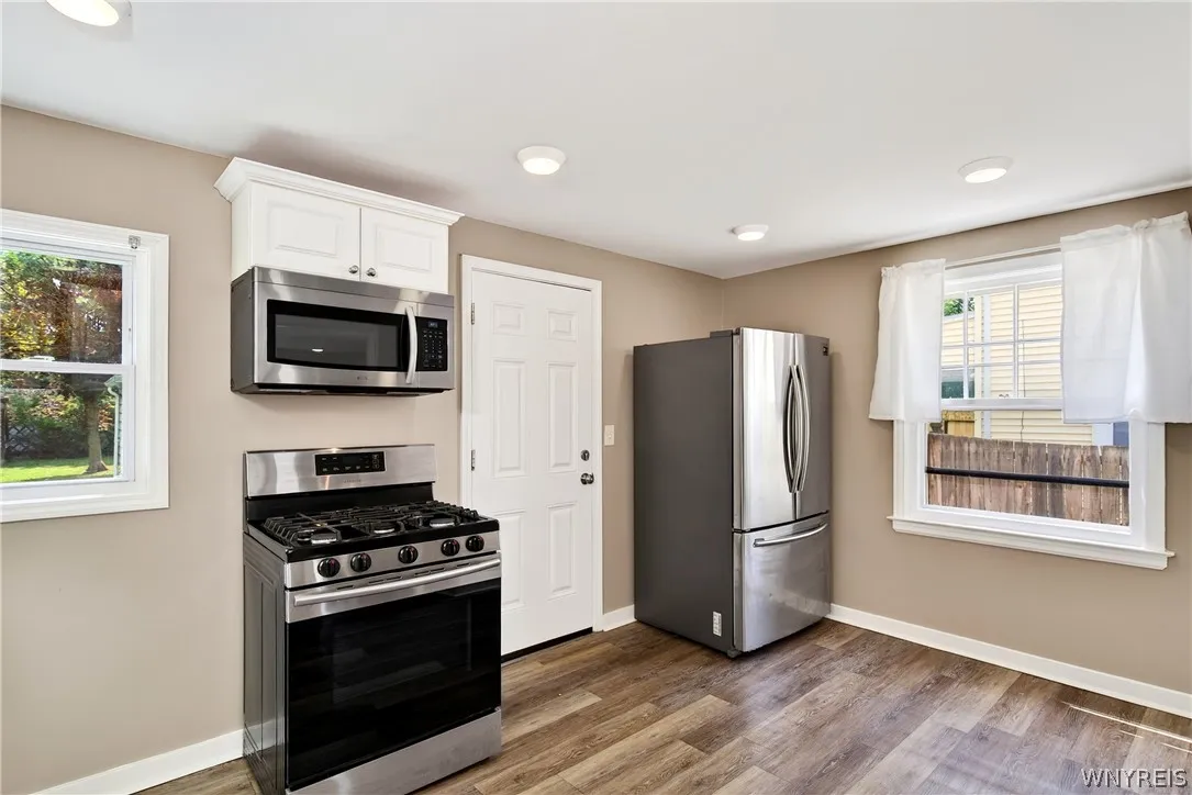 Right Apt. - Kitchen