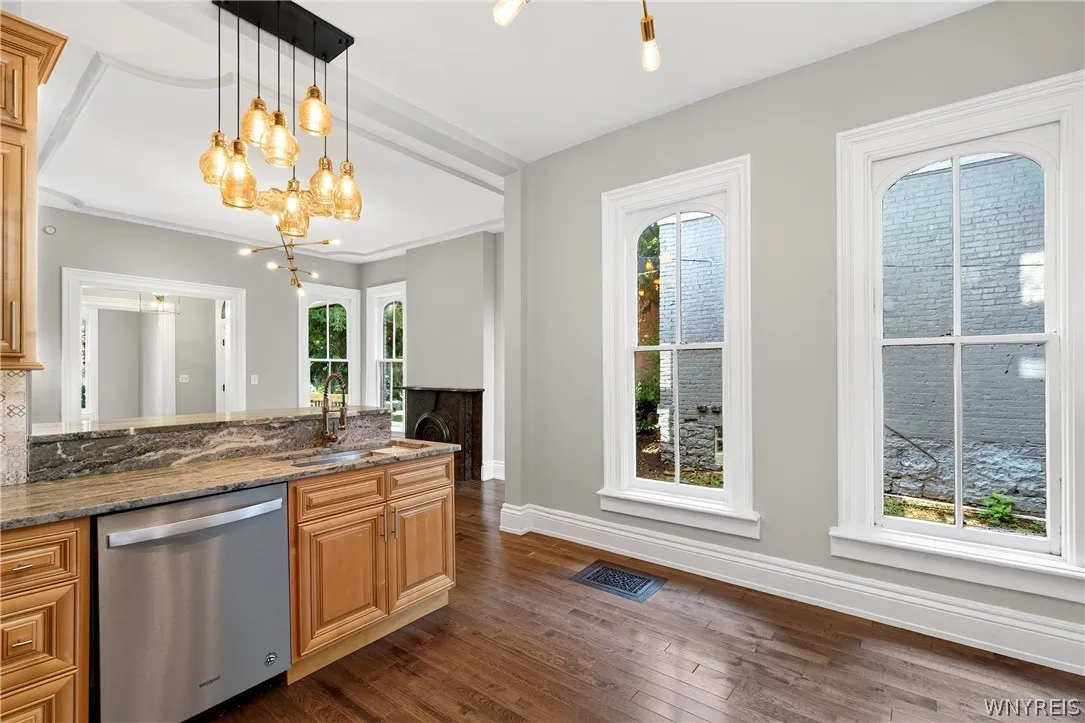 402 Jersey Street, Buffalo, New York 14213, Buffalo, New York 14213, 3 Bedroom Bedrooms, 7 Room Rooms,2 BathroomBathrooms,Residential,For Sale,402 Jersey Street, Buffalo, New York 14213,0,B1700568