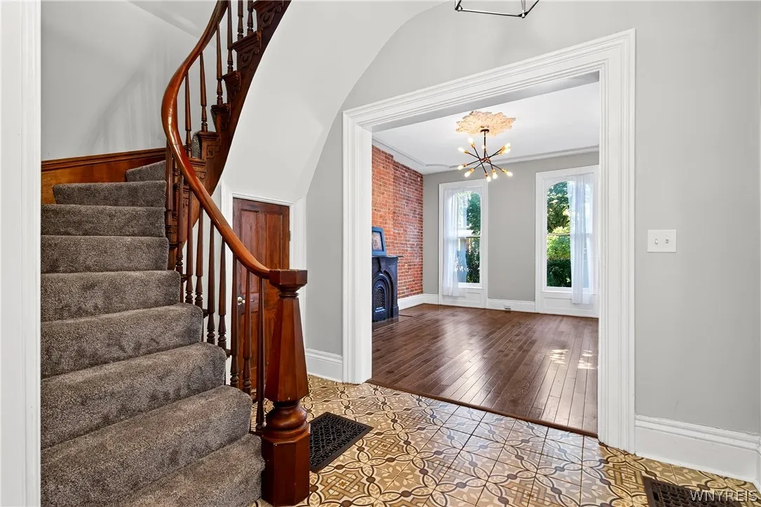 402 Jersey Street, Buffalo, New York 14213, Buffalo, New York 14213, 3 Bedroom Bedrooms, 7 Room Rooms,2 BathroomBathrooms,Residential,For Sale,402 Jersey Street, Buffalo, New York 14213,0,B1700568