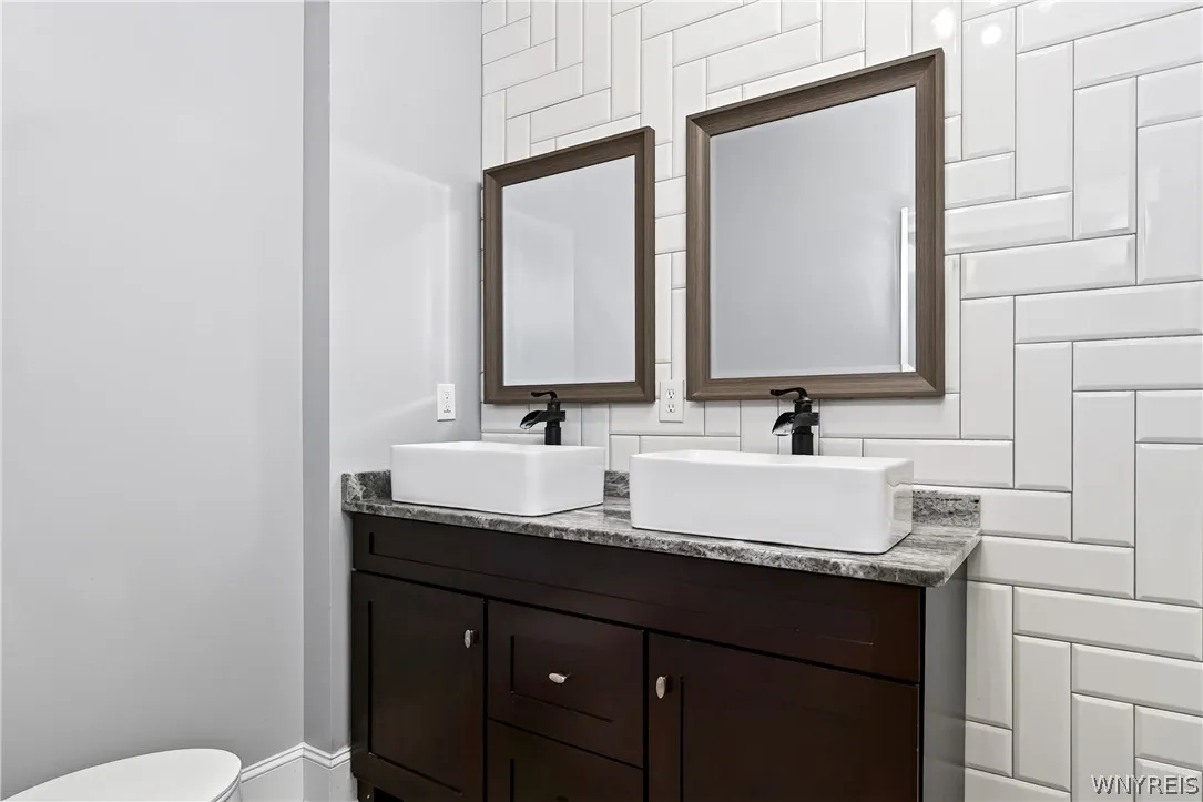 402 Jersey Street, Buffalo, New York 14213, Buffalo, New York 14213, 3 Bedroom Bedrooms, 7 Room Rooms,2 BathroomBathrooms,Residential,For Sale,402 Jersey Street, Buffalo, New York 14213,0,B1700568