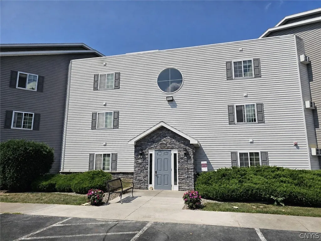 Welcome to Faithridge Commuhity! Your easy lifestyle while owning a home