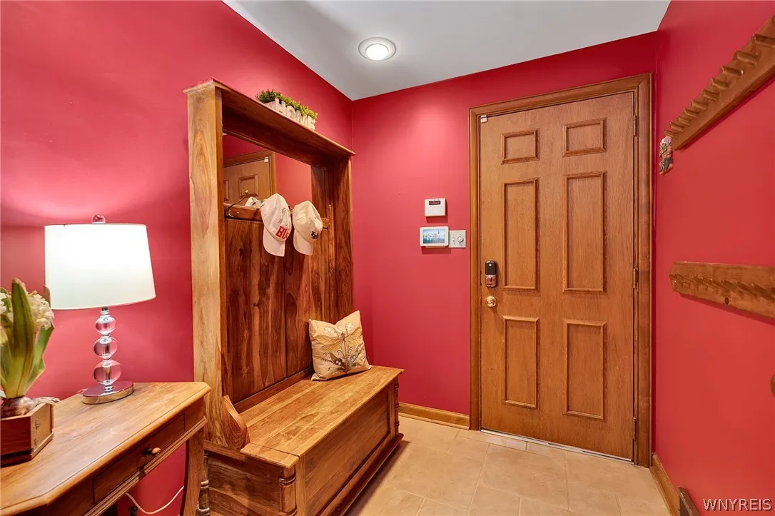 105 Tanglewood Drive West, Orchard Park, New York, Orchard Park, New York 14127, 5 Bedroom Bedrooms, 15 Room Rooms,2 BathroomBathrooms,Residential,For Sale,105 Tanglewood Drive West, Orchard Park, New York ,0,B1704337