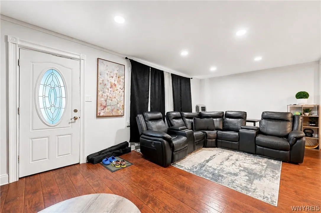 120 Dupont Avenue, Tonawanda, New York 14150, Tonawanda, New York 14150, 5 Bedroom Bedrooms, 8 Room Rooms,1 BathroomBathrooms,Residential,For Sale,120 Dupont Avenue, Tonawanda, New York 14150,0,B1706835