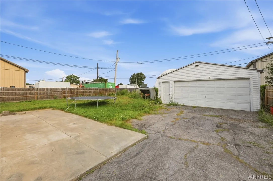 120 Dupont Avenue, Tonawanda, New York 14150, Tonawanda, New York 14150, 5 Bedroom Bedrooms, 8 Room Rooms,1 BathroomBathrooms,Residential,For Sale,120 Dupont Avenue, Tonawanda, New York 14150,0,B1706835