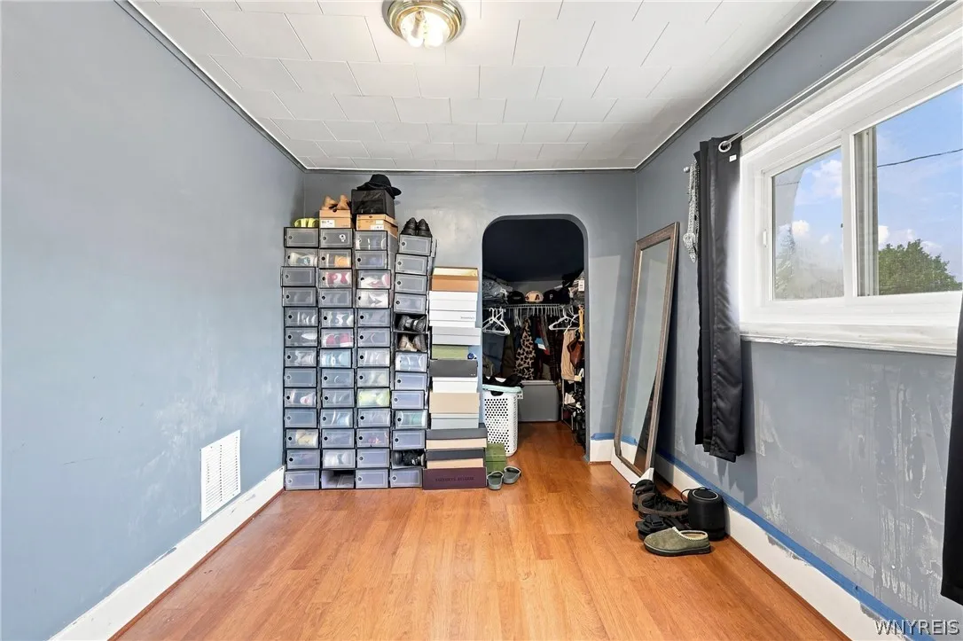 120 Dupont Avenue, Tonawanda, New York 14150, Tonawanda, New York 14150, 5 Bedroom Bedrooms, 8 Room Rooms,1 BathroomBathrooms,Residential,For Sale,120 Dupont Avenue, Tonawanda, New York 14150,0,B1706835