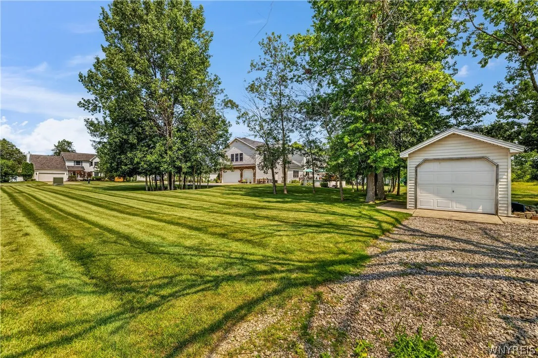 243 South Lane, Grand Island, New York 14072, Grand Island, New York 14072, 4 Bedroom Bedrooms, 12 Room Rooms,2 BathroomBathrooms,Residential,For Sale,243 South Lane, Grand Island, New York 14072,0,B1706520