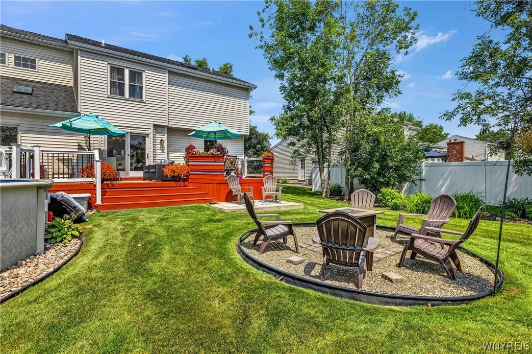 243 South Lane, Grand Island, New York 14072, Grand Island, New York 14072, 4 Bedroom Bedrooms, 12 Room Rooms,2 BathroomBathrooms,Residential,For Sale,243 South Lane, Grand Island, New York 14072,0,B1706520