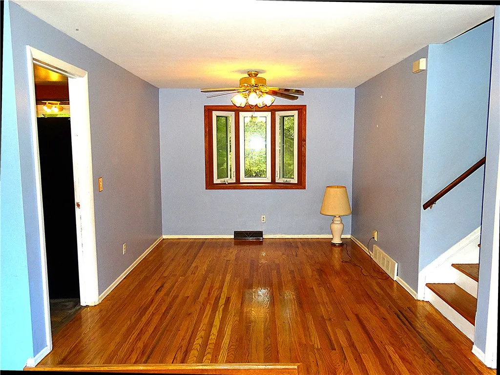 1315 Lehigh Station Road, Henrietta, New York 1446, Henrietta, New York 14467, 3 Bedroom Bedrooms, 8 Room Rooms,1 BathroomBathrooms,Residential,For Sale,1315 Lehigh Station Road, Henrietta, New York 1446,0,R1707072