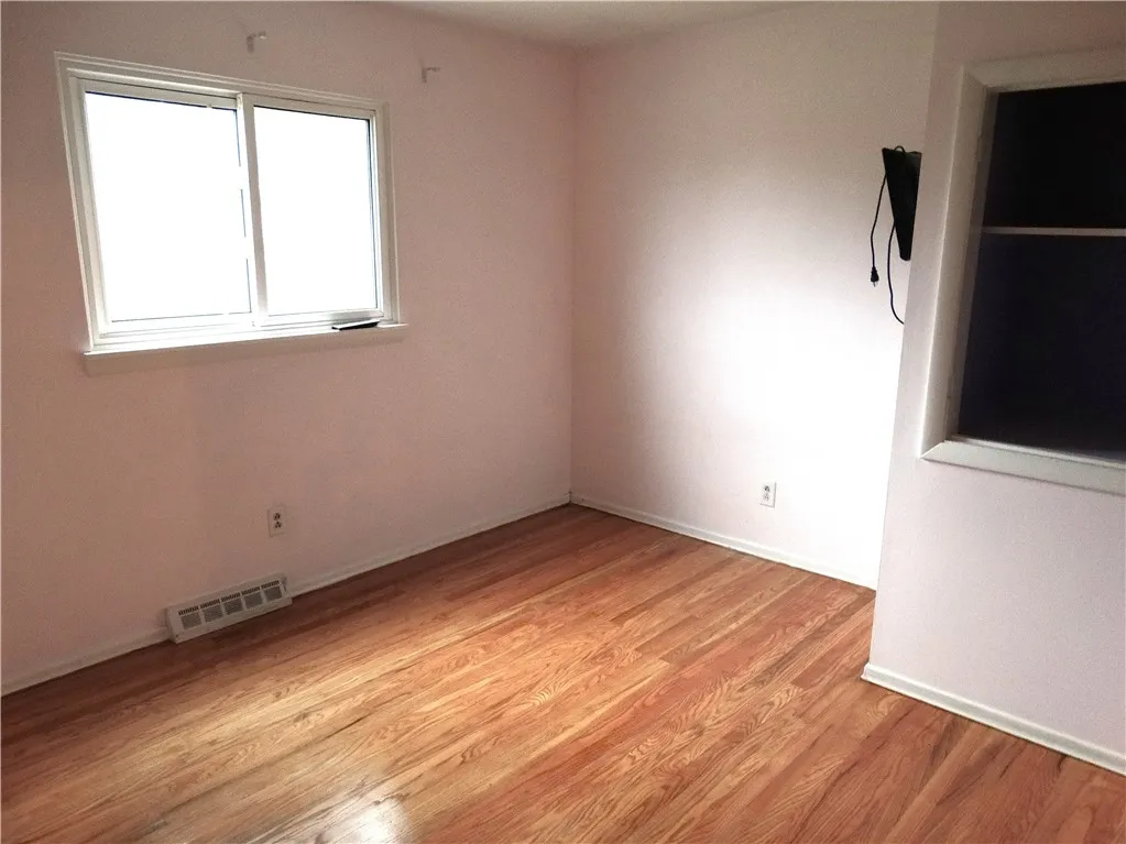 1315 Lehigh Station Road, Henrietta, New York 1446, Henrietta, New York 14467, 3 Bedroom Bedrooms, 8 Room Rooms,1 BathroomBathrooms,Residential,For Sale,1315 Lehigh Station Road, Henrietta, New York 1446,0,R1707072