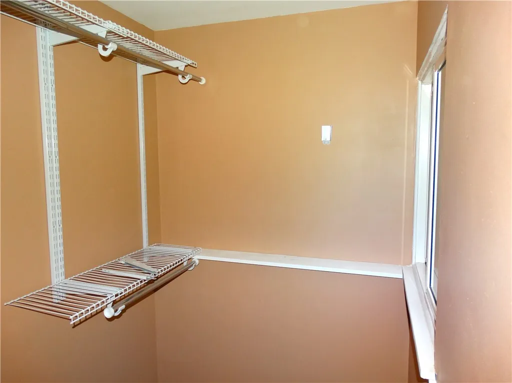 1315 Lehigh Station Road, Henrietta, New York 1446, Henrietta, New York 14467, 3 Bedroom Bedrooms, 8 Room Rooms,1 BathroomBathrooms,Residential,For Sale,1315 Lehigh Station Road, Henrietta, New York 1446,0,R1707072