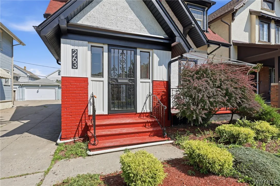 263 Norwalk Avenue, Buffalo, New York 14216, Buffalo, New York 14216, 3 Bedroom Bedrooms, 6 Room Rooms,2 BathroomBathrooms,Residential,For Sale,263 Norwalk Avenue, Buffalo, New York 14216,0,B1707498