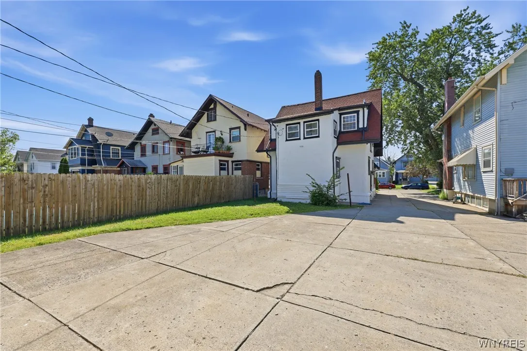 263 Norwalk Avenue, Buffalo, New York 14216, Buffalo, New York 14216, 3 Bedroom Bedrooms, 6 Room Rooms,2 BathroomBathrooms,Residential,For Sale,263 Norwalk Avenue, Buffalo, New York 14216,0,B1707498