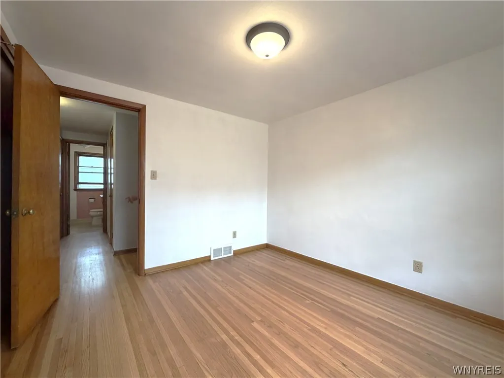 72 Nicholson Street, Buffalo, New York 14214, Buffalo, New York 14214, 5 Bedroom Bedrooms, ,2 BathroomBathrooms,Residential,For Sale,72 Nicholson Street, Buffalo, New York 14214,0,B1706103