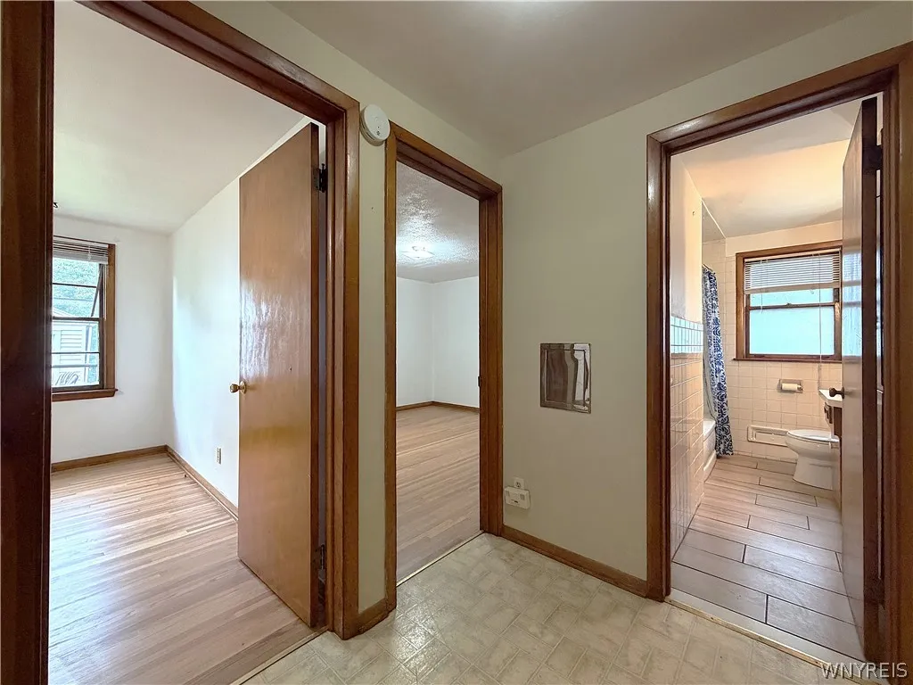 72 Nicholson Street, Buffalo, New York 14214, Buffalo, New York 14214, 5 Bedroom Bedrooms, ,2 BathroomBathrooms,Residential,For Sale,72 Nicholson Street, Buffalo, New York 14214,0,B1706103