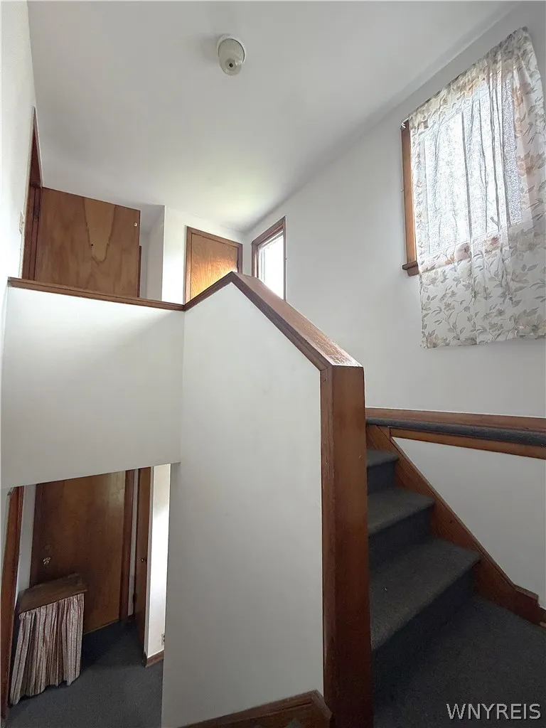 72 Nicholson Street, Buffalo, New York 14214, Buffalo, New York 14214, 5 Bedroom Bedrooms, ,2 BathroomBathrooms,Residential,For Sale,72 Nicholson Street, Buffalo, New York 14214,0,B1706103