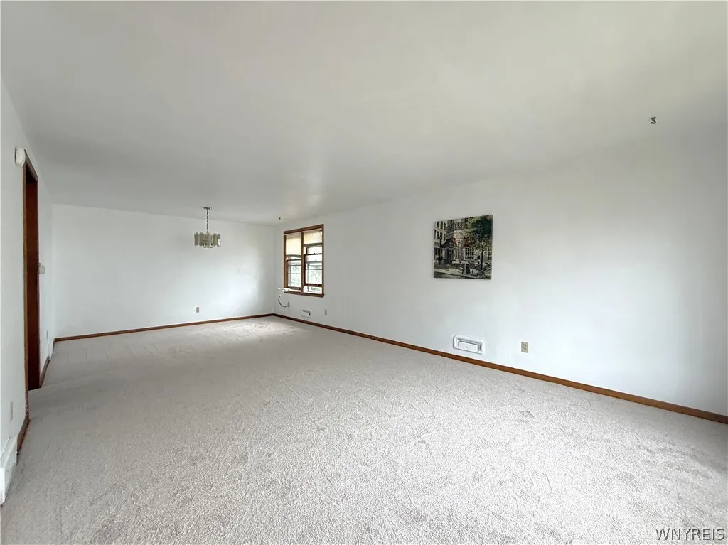 72 Nicholson Street, Buffalo, New York 14214, Buffalo, New York 14214, 5 Bedroom Bedrooms, ,2 BathroomBathrooms,Residential,For Sale,72 Nicholson Street, Buffalo, New York 14214,0,B1706103