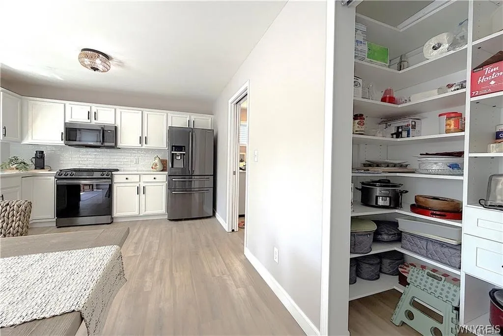 1366 Evergreen Drive, Hamburg, New York 14085, Hamburg, New York 14085, 3 Bedroom Bedrooms, 6 Room Rooms,2 BathroomBathrooms,Residential,For Sale,1366 Evergreen Drive, Hamburg, New York 14085,0,B1707201