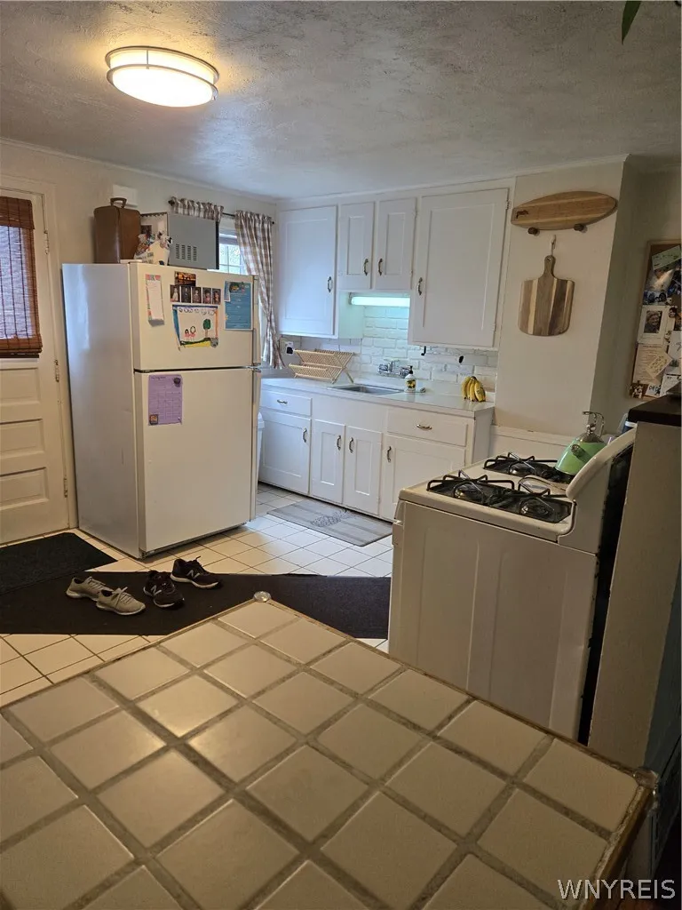 615 Starin Avenue, Buffalo, New York 14216, Buffalo, New York 14216, 4 Bedroom Bedrooms, ,2 BathroomBathrooms,Residential,For Sale,615 Starin Avenue, Buffalo, New York 14216,0,B1708007