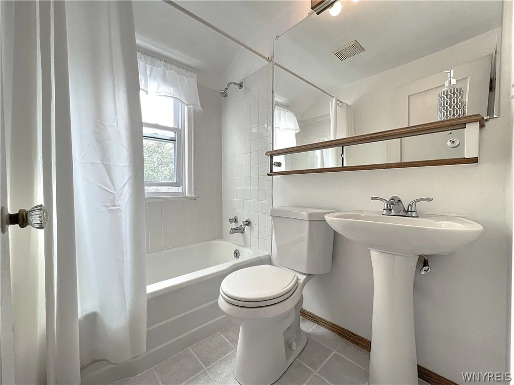 615 Starin Avenue, Buffalo, New York 14216, Buffalo, New York 14216, 4 Bedroom Bedrooms, ,2 BathroomBathrooms,Residential,For Sale,615 Starin Avenue, Buffalo, New York 14216,0,B1708007