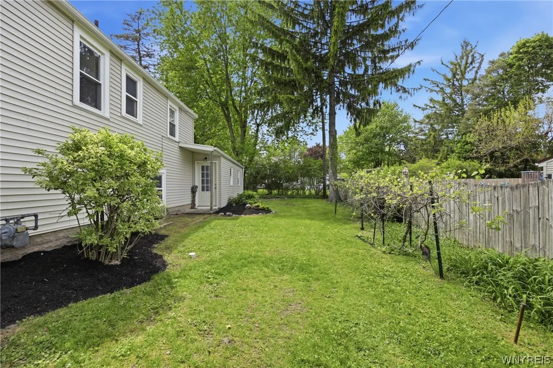 8730 Sunset Drive, Clarence, New York 14221, Clarence, New York 14221, 3 Bedroom Bedrooms, 6 Room Rooms,1 BathroomBathrooms,Residential,For Sale,8730 Sunset Drive, Clarence, New York 14221,0,B1708249