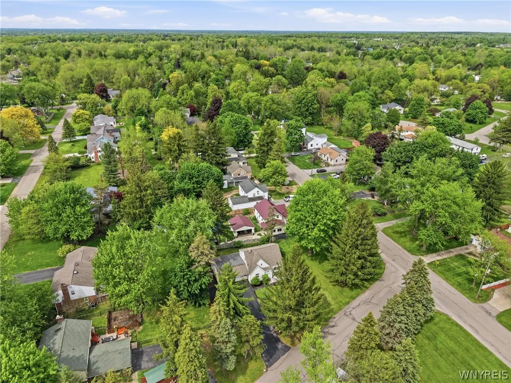 8730 Sunset Drive, Clarence, New York 14221, Clarence, New York 14221, 3 Bedroom Bedrooms, 6 Room Rooms,1 BathroomBathrooms,Residential,For Sale,8730 Sunset Drive, Clarence, New York 14221,0,B1708249