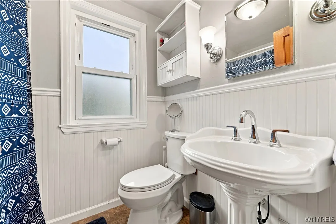 8730 Sunset Drive, Clarence, New York 14221, Clarence, New York 14221, 3 Bedroom Bedrooms, 6 Room Rooms,1 BathroomBathrooms,Residential,For Sale,8730 Sunset Drive, Clarence, New York 14221,0,B1708249