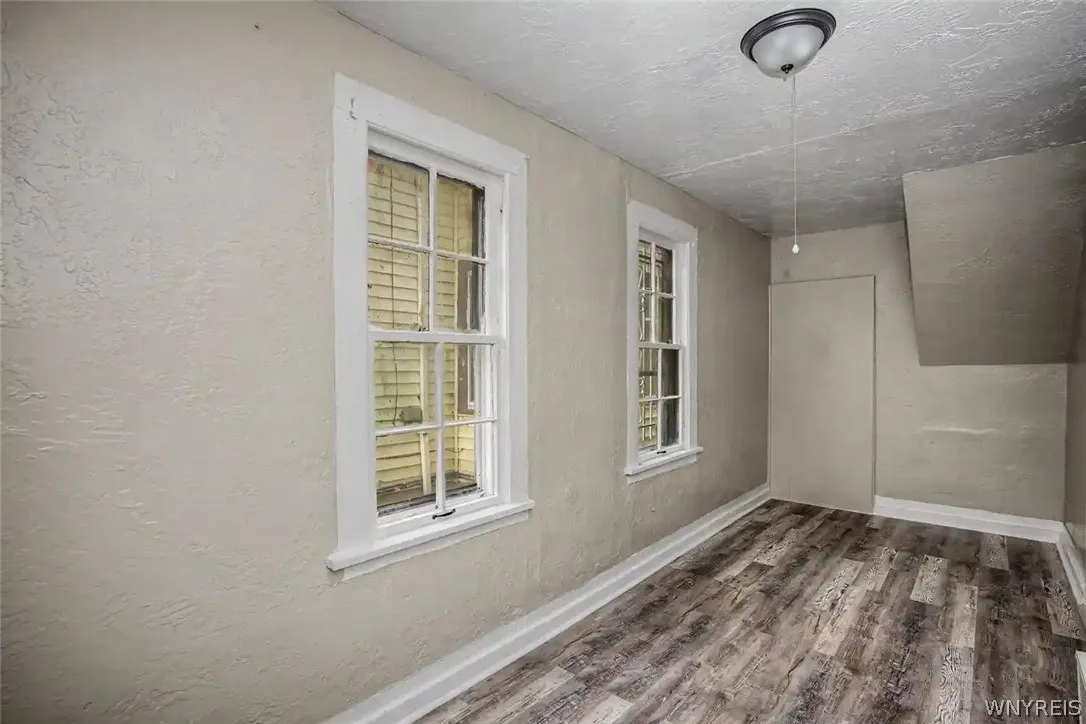 31 Pershing Avenue, Buffalo, New York 14211, Buffalo, New York 14211, 3 Bedroom Bedrooms, 7 Room Rooms,1 BathroomBathrooms,Residential,For Sale,31 Pershing Avenue, Buffalo, New York 14211,0,B1705941