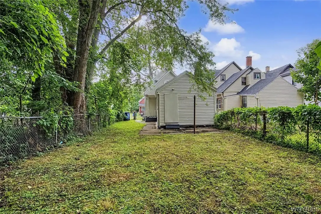31 Pershing Avenue, Buffalo, New York 14211, Buffalo, New York 14211, 3 Bedroom Bedrooms, 7 Room Rooms,1 BathroomBathrooms,Residential,For Sale,31 Pershing Avenue, Buffalo, New York 14211,0,B1705941