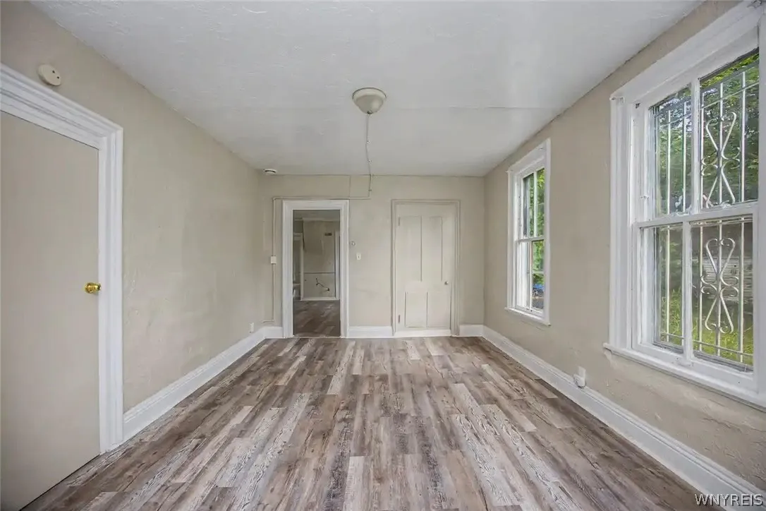 31 Pershing Avenue, Buffalo, New York 14211, Buffalo, New York 14211, 3 Bedroom Bedrooms, 7 Room Rooms,1 BathroomBathrooms,Residential,For Sale,31 Pershing Avenue, Buffalo, New York 14211,0,B1705941